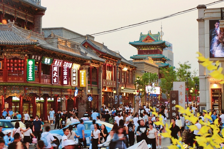 太原钟楼街：活力街区 悦享夏夜_fororder_63cfb412c6aa964b1877ca6642520808