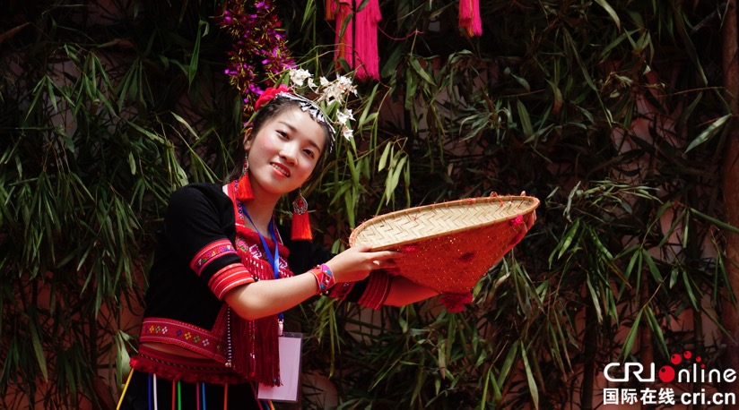 [唐已审][供稿]广西凌云·百朝村第五届瑶族文化节尽展瑶家风采