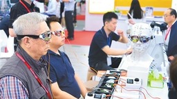 中國智慧健康養老産業加快發展 科技賦能銀發經濟（國際論道）