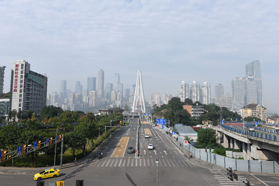 【法制安全】重庆南岸区上新街实施道路智能化交通改革