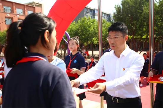 瀋陽航空實驗小學舉行六年級畢業典禮_fororder_教育畢業典禮