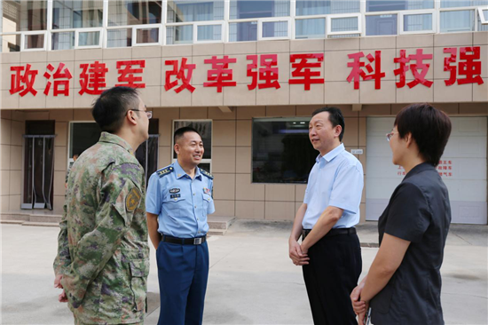 焦作市武陟縣法院開展“八一”建軍節 走訪慰問活動_fororder_圖片7