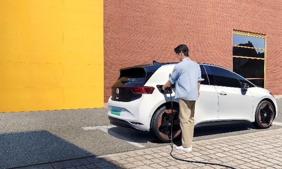 11.99万起交个朋友 上汽大众ID.3 聪明款上市_fororder_image005