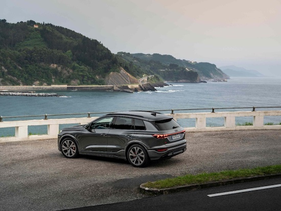 全方位精准调教为奥迪Q6 e-tron带来纯粹驾驶乐趣