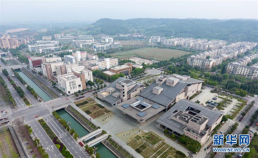 愛依然還在——震后十年四川地震災(zāi)區(qū)的港澳臺援建印跡