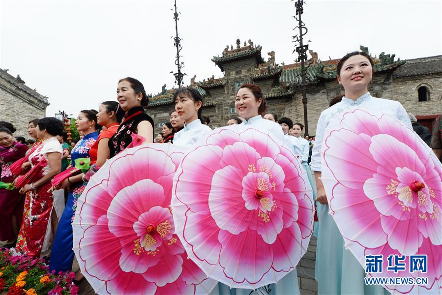 安徽亳州旗袍文化节开幕