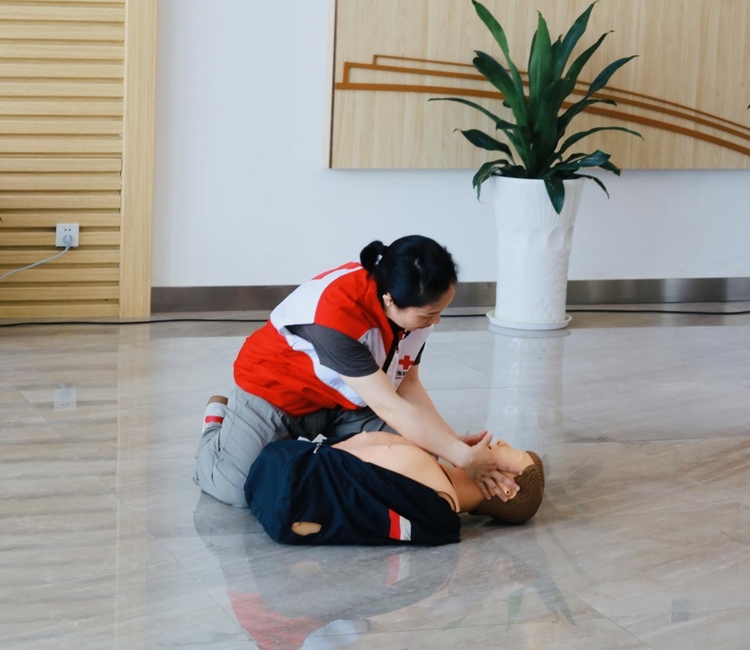 浙江宁波：15岁少年现场分享救人故事 急救科普专场发布会举行_fororder_微信截图_20240710161034