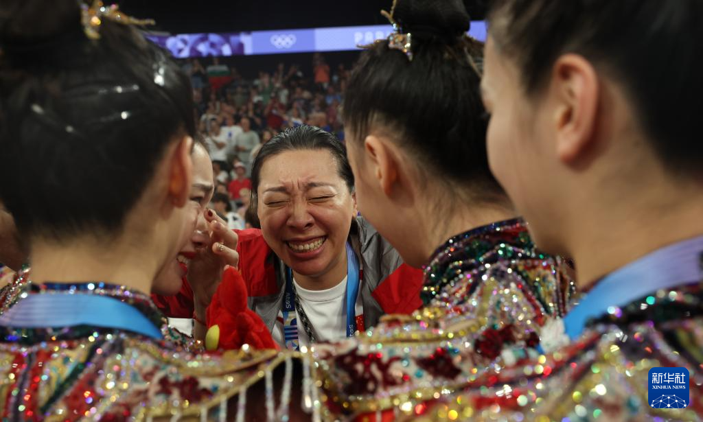 巴黎奥运会丨艺术体操——集体全能：中国队夺冠