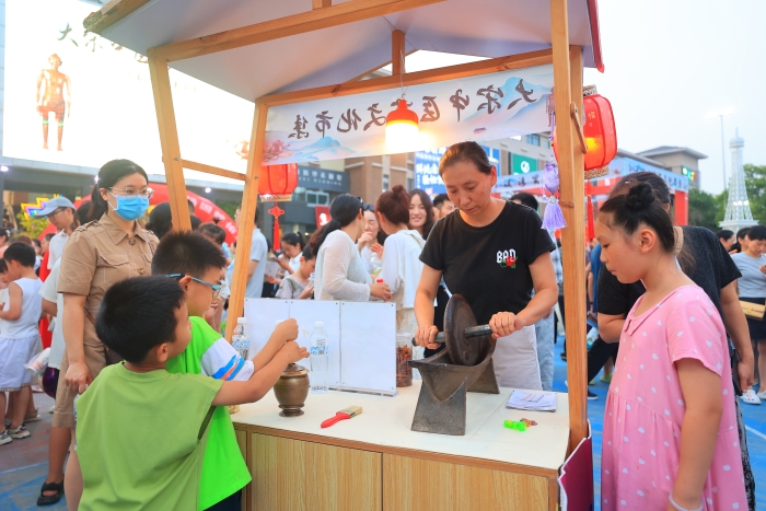 “大宋中医药文化市集”热闹非凡