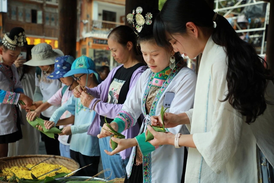 貴州黎平肇興侗寨：“六月六”歌舞飛揚 盡享夏日狂歡_fororder_微信圖片_20240716120626