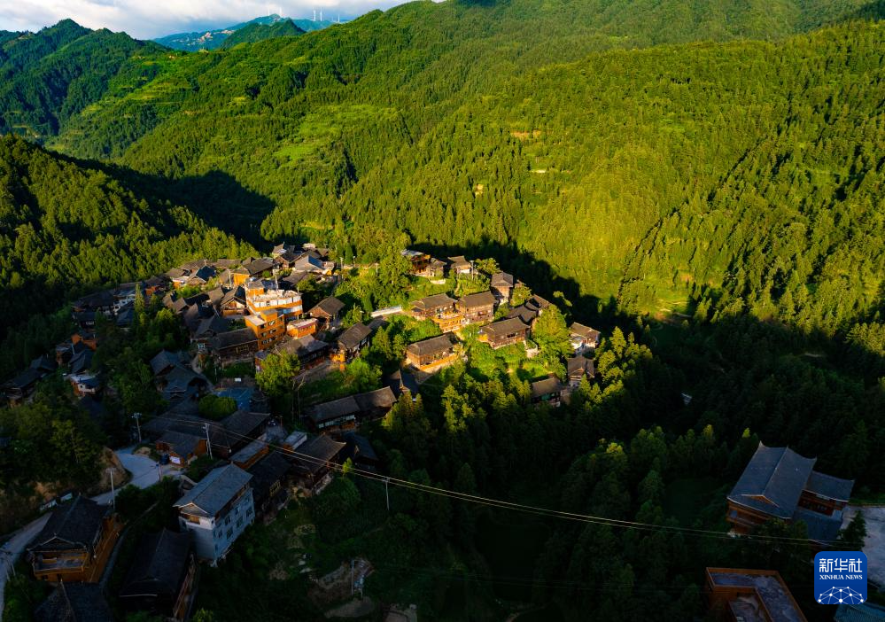 贵州雷山控拜村：600年间回荡的银之歌