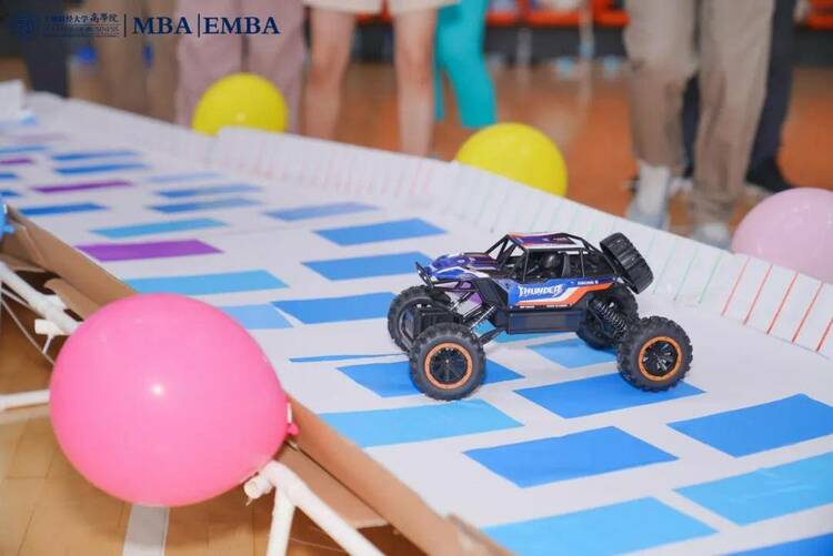 上海财经大学商学院2024级MBA/EMBA新生拓展活动成功举办！