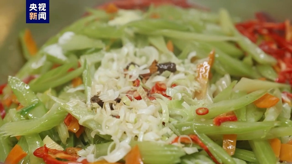 塞上江南写新篇丨一碗八宝茶里的丝路故事