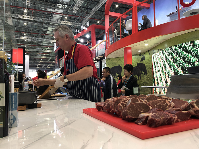 图片默认标题_fororder_电子商务让澳洲牛排端上中国人的餐桌更便捷 魏宇晨摄