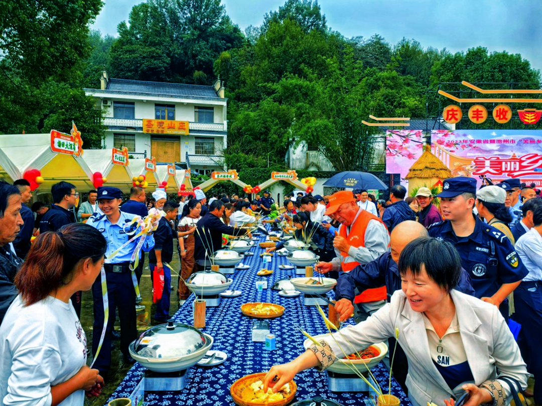 萬千氣象看中國 | 大黃山文旅產(chǎn)業(yè)璀璨崛起 激活地域文化新活力_fororder_圖片18