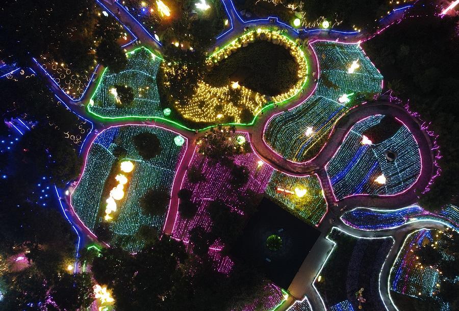 打铁花扮美奇妙夜