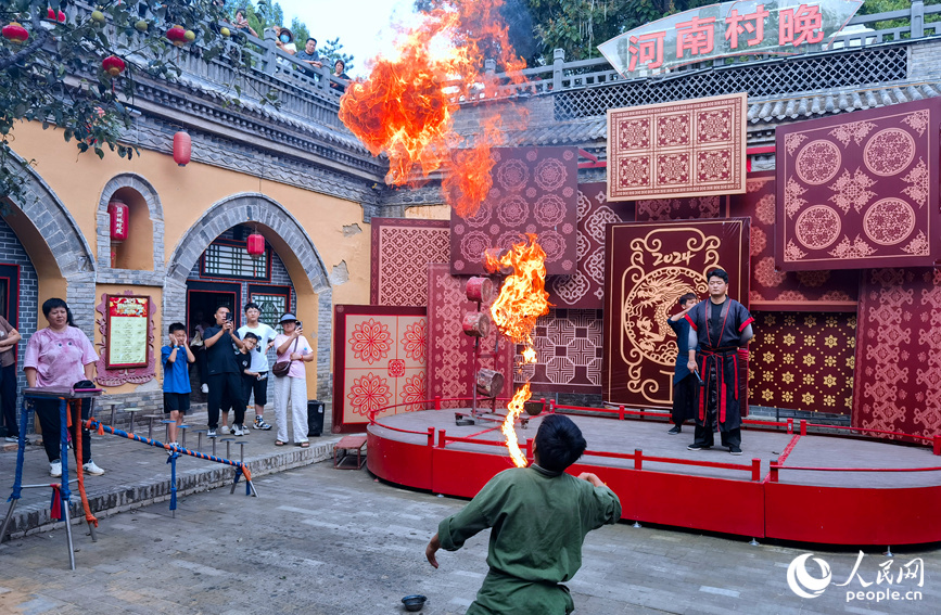 何以中國 行走河南|陜州地坑院：民居史上的活化石