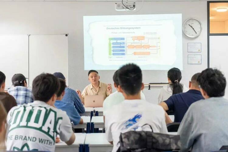 “教育资源优质均衡科技创新联合体”正式成立