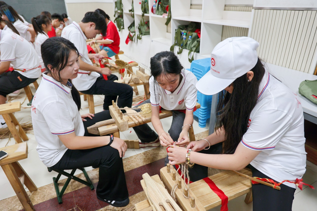 践行长征精神 传承红色基因——“重走长征路•奋进新征程”红色走读研修实践夏令营圆满收官_fororder_图片3