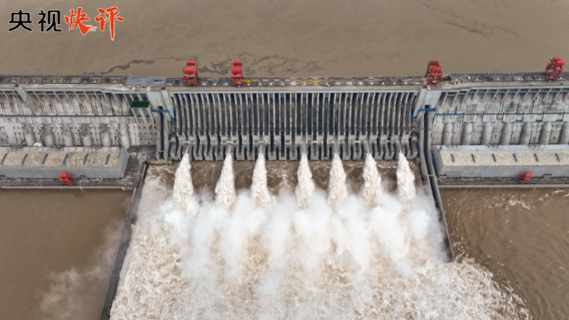 【央视快评】坚决打赢防汛抗洪救灾这场硬仗