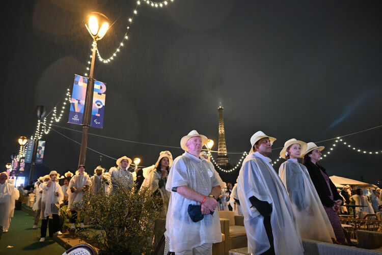 巴黎奥运会｜1至320000，一组数字带你回顾巴黎奥运会开幕式