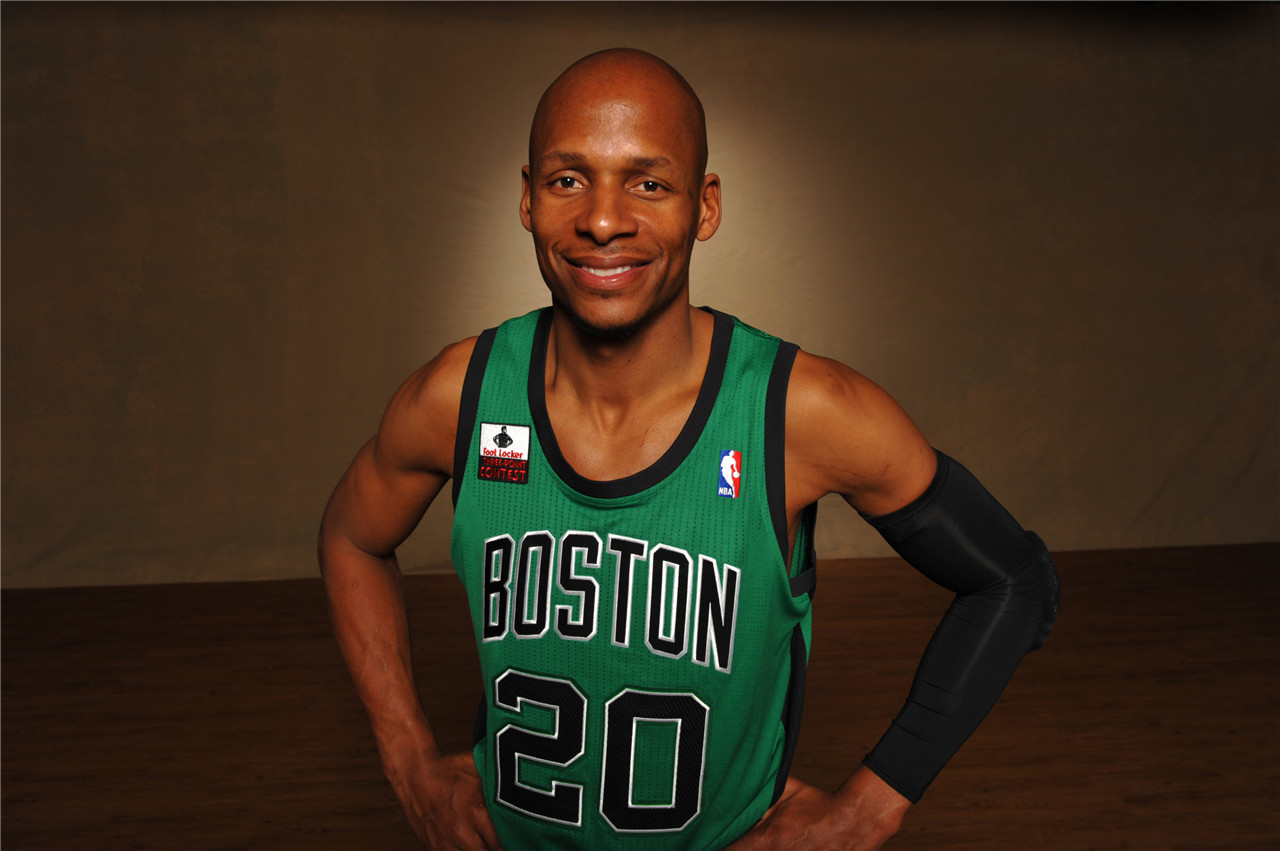 最后的96届谢幕!NBA三分王雷-阿伦宣布退役 最后的96届谢幕!NBA三分王雷-阿伦宣布退役