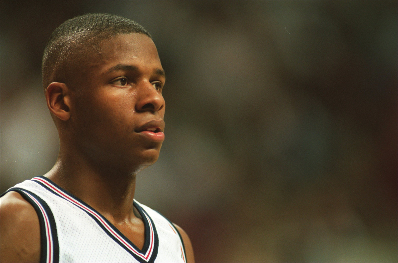 最后的96届谢幕!NBA三分王雷-阿伦宣布退役 最后的96届谢幕!NBA三分王雷-阿伦宣布退役