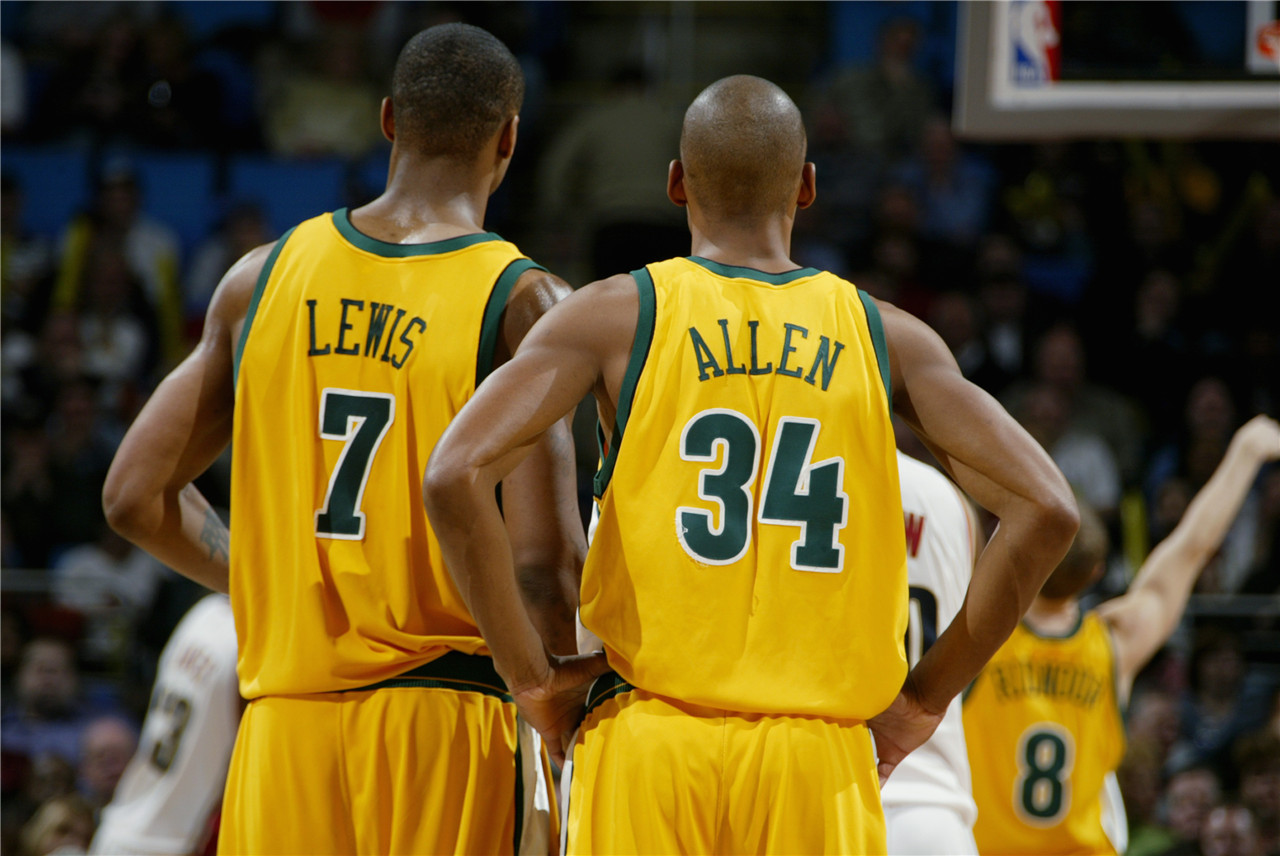 最后的96届谢幕!NBA三分王雷-阿伦宣布退役