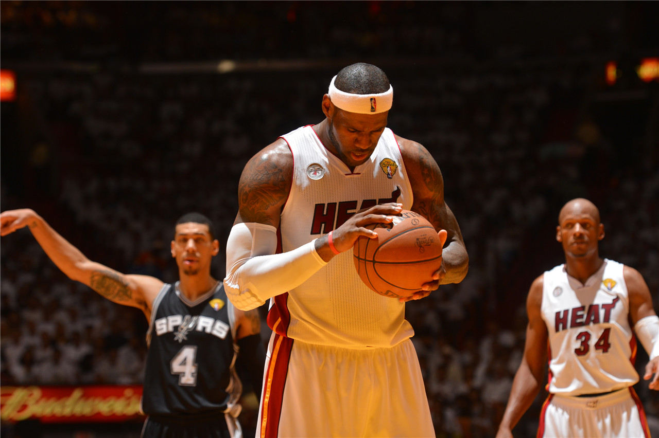 最后的96届谢幕!NBA三分王雷-阿伦宣布退役 最后的96届谢幕!NBA三分王雷-阿伦宣布退役