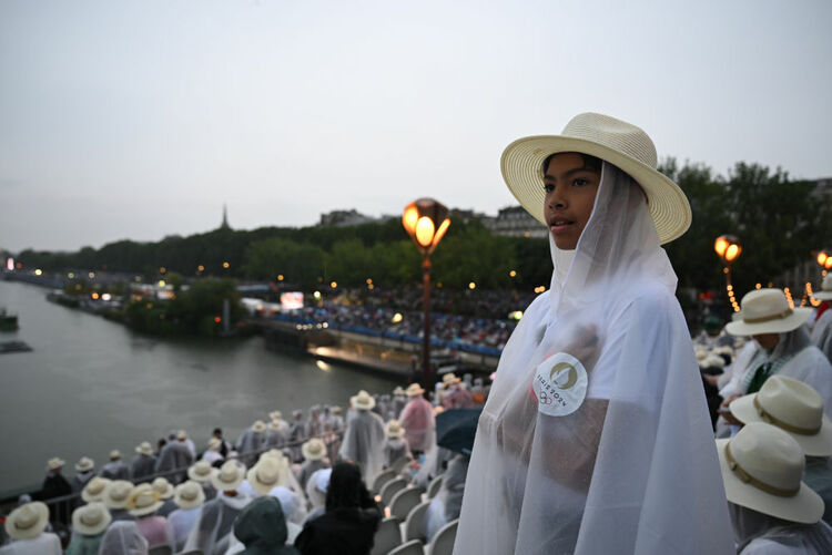 巴黎奥运会｜1至320000，一组数字带你回顾巴黎奥运会开幕式
