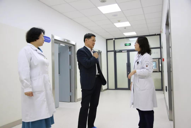瀋陽市政府副秘書長趙繼凱到市兒童醫院調研