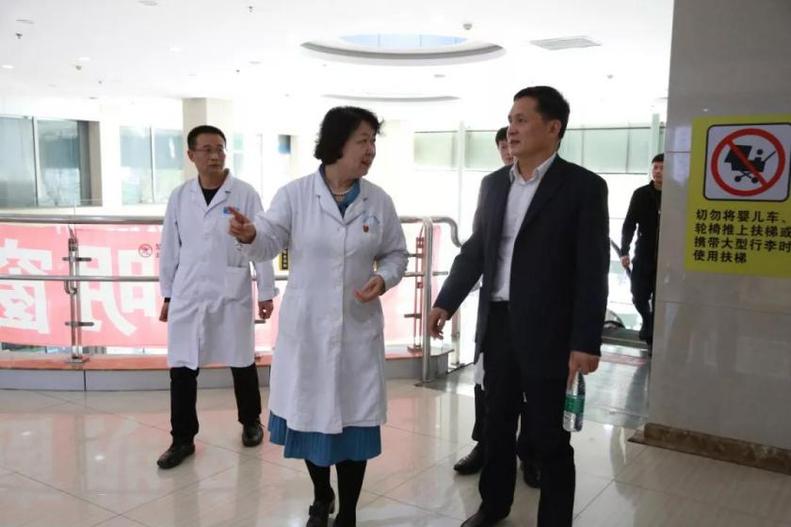 瀋陽市政府副秘書長趙繼凱到市兒童醫院調研