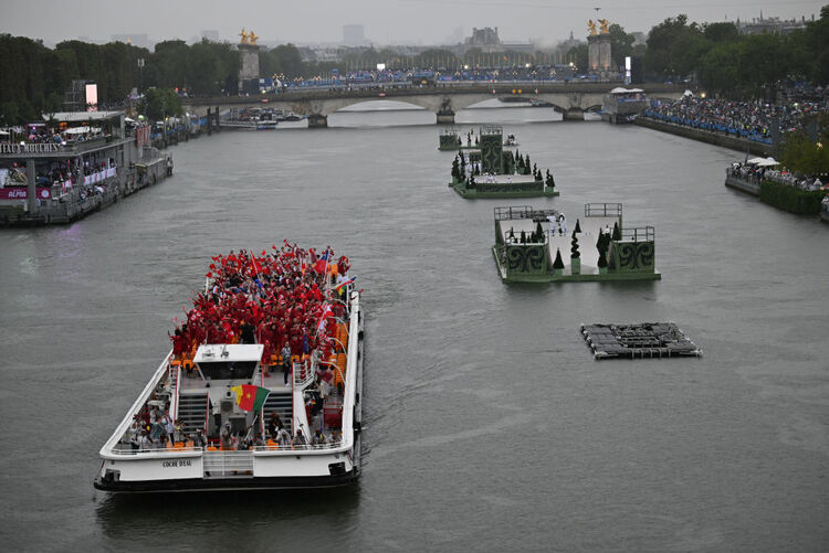 巴黎奥运会｜1至320000，一组数字带你回顾巴黎奥运会开幕式