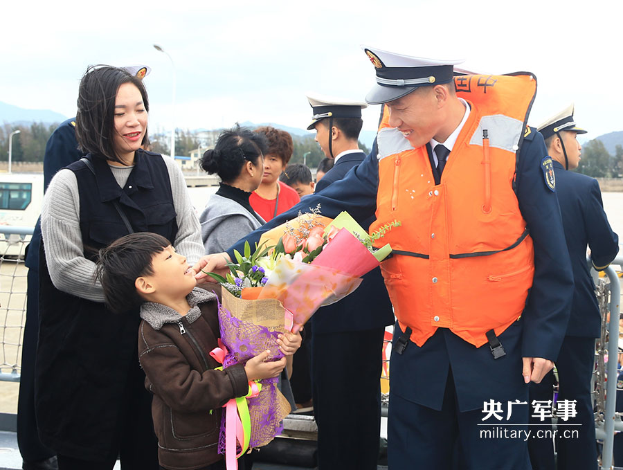 海军参谋长助理王大忠,东海舰队司令员苏支前,政委王华勇,国家外交