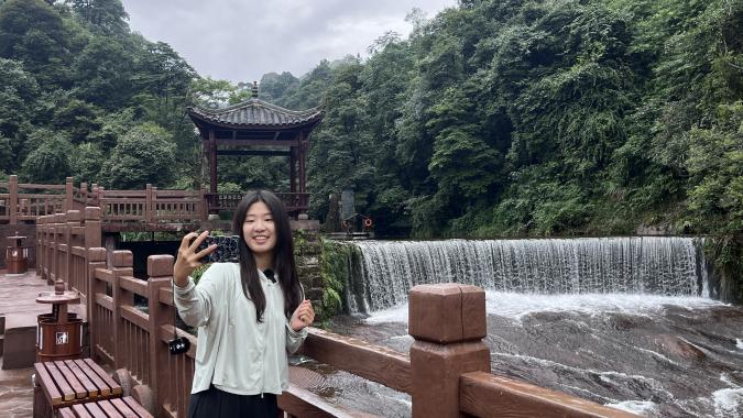 Glowing Fireflies Illuminate the Scenery: Multilingual Influencers Embark on a Journey to the Enchanting Tian Tai Mountains