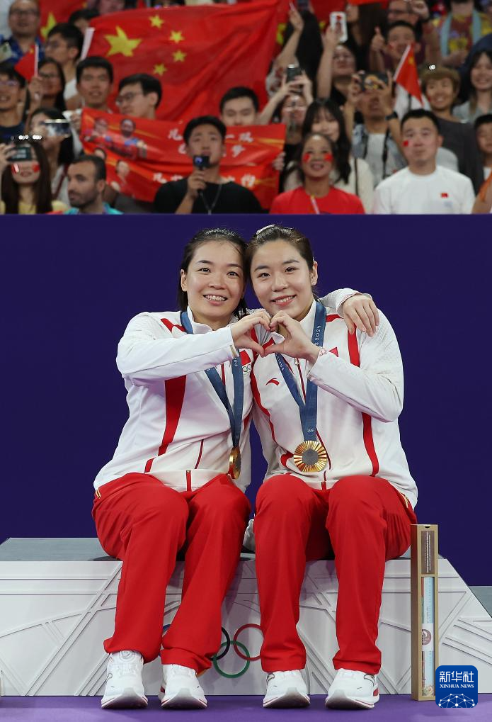 巴黎奥运会|羽毛球——女双:陈清晨/贾一凡夺得金牌