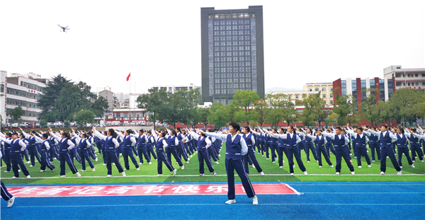 【湖北】【供稿】湖北荆门外语学校学子共舞行为标准“三字诀”