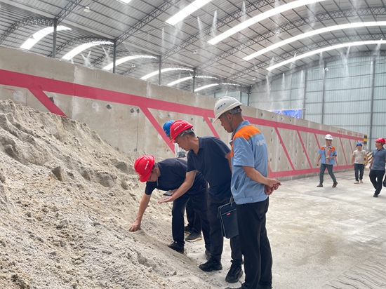 黄百铁路贵州段1号拌和站通过验收_fororder_257a7409db1cf0bc95fecbe5a247b5b