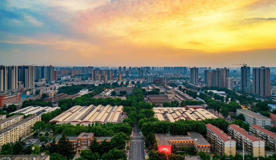 从“一枝独秀”到“双花齐放” 河南首次两区上榜全国“百强区”