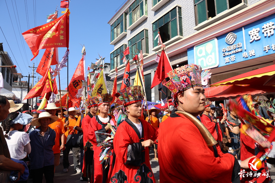 湖南花垣：苗族“赶秋”，盛装鼓乐庆丰收_fororder_26