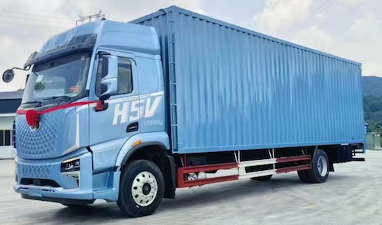 舒适空间 高效动力 乘龙H5V创富版 智享卡车的新标杆_fororder_image002