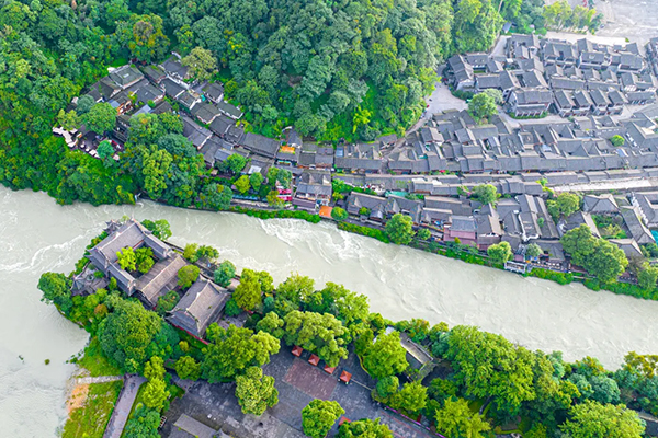 高“烤”30余天 都江堰引水12亿方为四川盆地“解暑”_fororder_图片-3