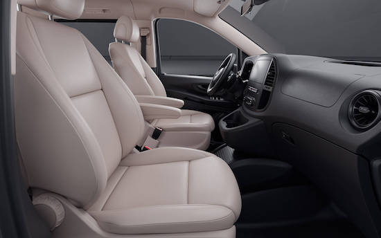 更具商务化 新款奔驰威霆预售34万元起_fororder_image003