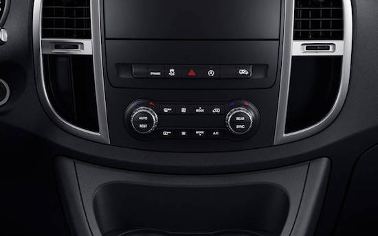 更具商务化 新款奔驰威霆预售34万元起_fororder_image005