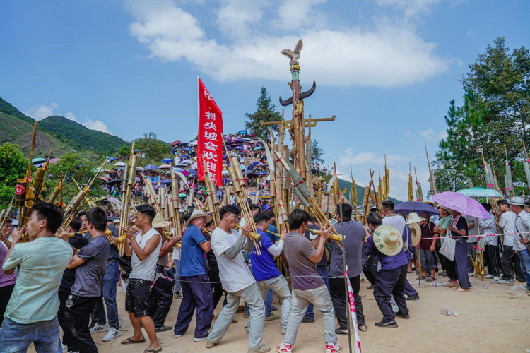 柳州融水：芦笙比响庆丰收_fororder_图片4