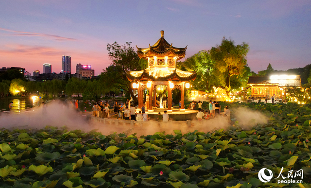 江西南昌：初秋百花洲 美景引客来