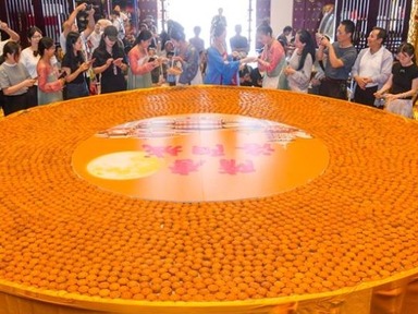 2.345 Million Tourists Flock to Luoyang During Mid-Autumn Festival