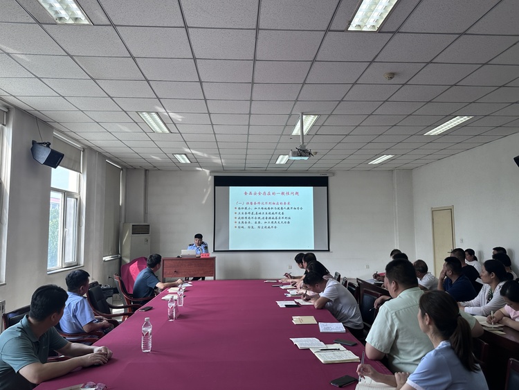 石家莊市裕華區市場監督管理局“三項措施”守護秋季開學校園食品安全_fororder_裕華區市場局供圖1