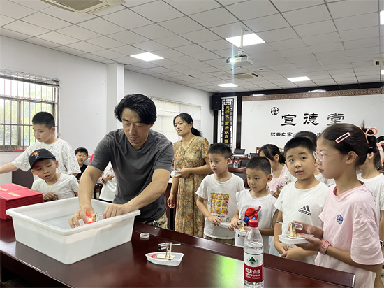 助力梦想起航 南京建邺江心洲街道洲泰社区暑期科技夏令营圆满落幕_fororder_图片5