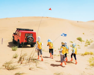 宁夏中卫： 沙坡头“沙里淘金”